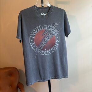 Bowie Aladdin Sane Gray Tee with Unique‎ Coloration